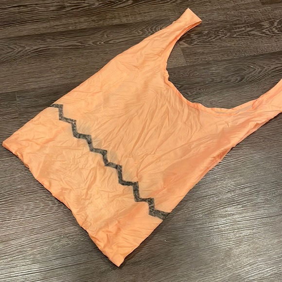 🆓 with purchase $20+ 🍑Altered Baggu Standard peach color bag - Picture 2 of 6